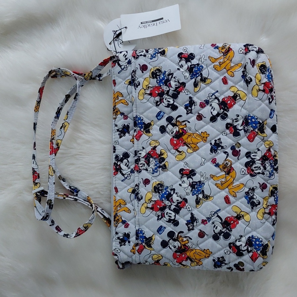 Vera Bradley Disney Mickey Mouse Family Fun Crossbody Bag - Picture 3 of 12
